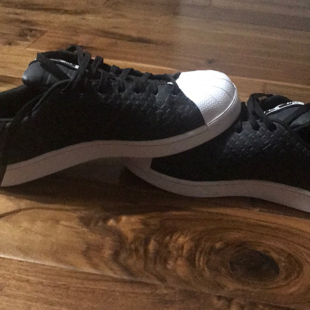 men’s adidas superstar